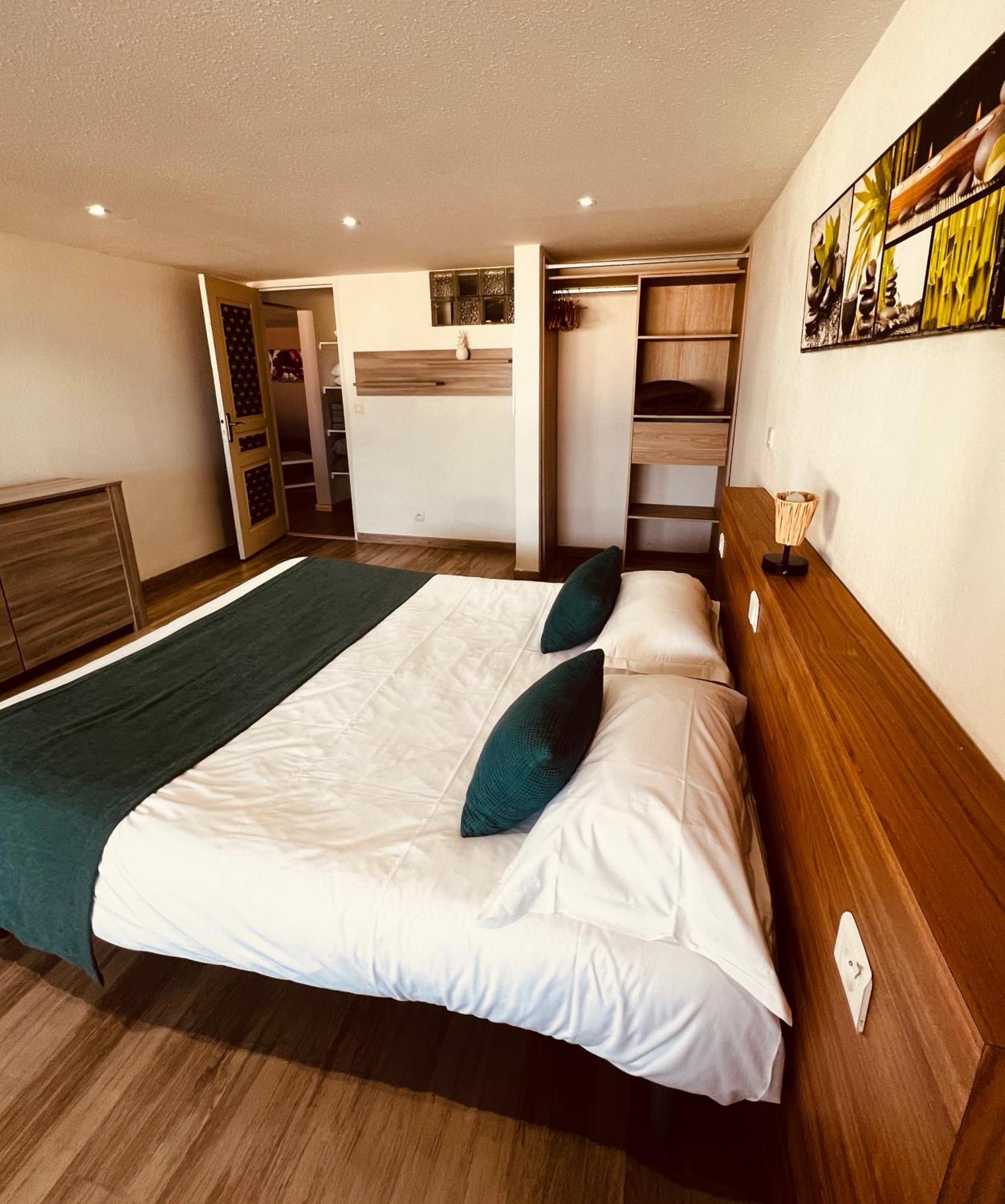 Calvi Appart Hotel Habitación foto